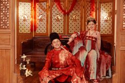 -芭莎视觉婚纱摄影(花溪店)