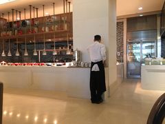 -海口绿发希尔顿酒店-田园汇自助餐·三文鱼·海鲜