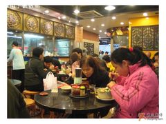 店里面-华辉拉肠(小北路店)