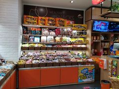 零售区-来伊份(香积寺路店)