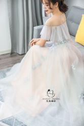 -艾朵婚纱