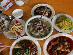 -荣生萝卜汤饭店