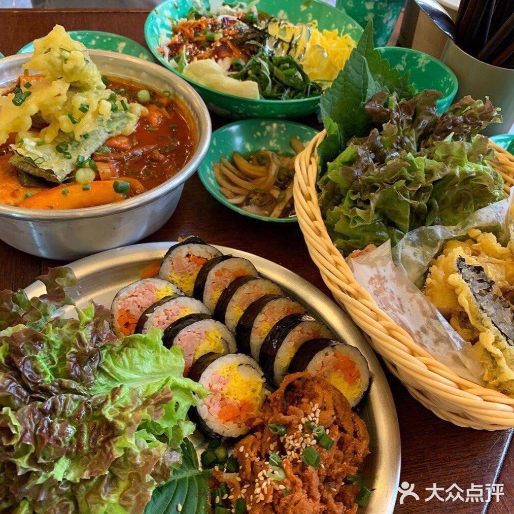 【남도분식】,他们家的紫菜包饭、炸货、年糕锅、拌面等等