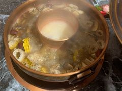 -慢丽江·云南野生菌土鸡锅(西山店)