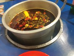 -马路边边 传媒大学店