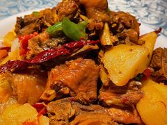 新疆大盘鸡-巴扎美食·新疆菜·西域歌舞表演餐厅(新疆大厦店)