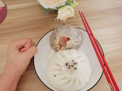 -白玉兰食品(中山公园龙之梦店)