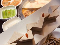 鲜豆腐-三只耳火锅(宽窄巷子店)