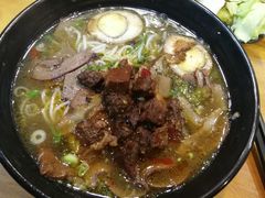 -花溪巷牛肉粉(泉城路店)