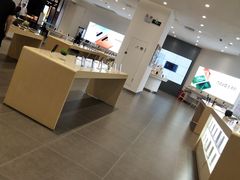 -华为授权体验店(中山公园来福士)