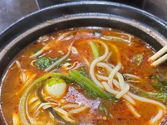 -一锅香过桥米线(奥北美食街店)