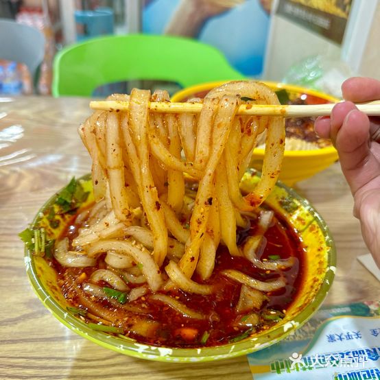 宗小胖麻辣烫
