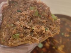 烧饼夹肘子肉-昌顺马记小吃店(昌盛园店)