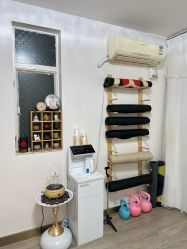 -闺蜜瑜伽·普拉提女性塑形馆