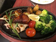 -WOLFGANG PUCK KITCHEN & BAR(迪士尼小镇店)