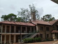 -香港大学