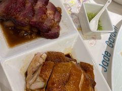 叉烧豉油鸡双拼-翠园(北京王府中环店)