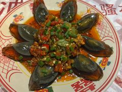 -耙吉吉川味小酒馆(本地人回头店)