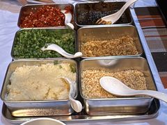 -鲜入围煮花胶鸡海鲜火锅