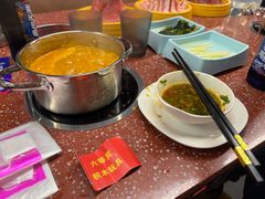 -四囍码头海鲜烧烤自助火锅(外滩南京东路悦荟广场店)