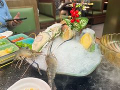 -得意咚瓜·顺德鱼生·冬瓜火锅(深圳首店)