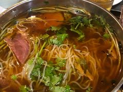 咸口冷面-海拉尔碳烤羊腿烤鸽子(吕营店)