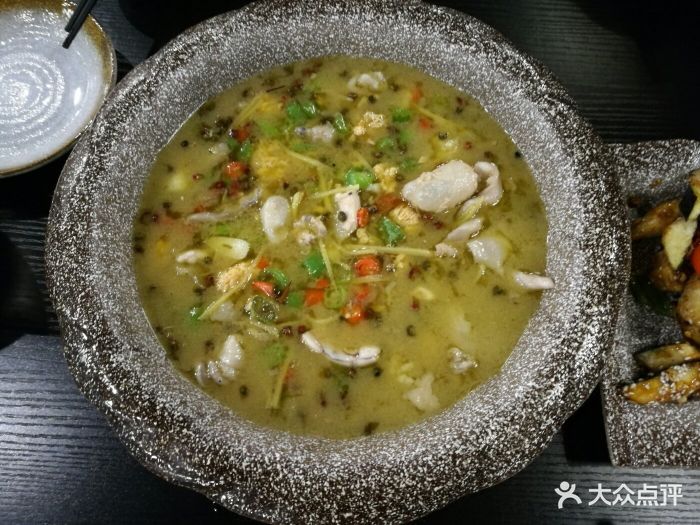 川城映象(汇隆广场店)鲜椒鱼杂图片 - 第1张
