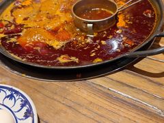 -旧街市鲜货老火锅(大光路店)