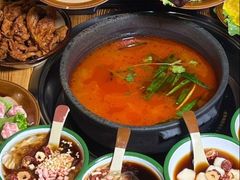 -毛辣果·红酸汤牛肉火锅&冰煮羊(西单店)