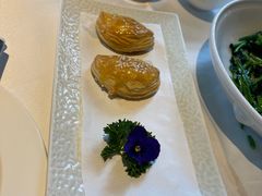 叉烧酥-申粤轩酒楼·三十年粤菜经典(丁香花园店)