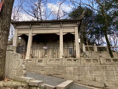 -灵岩山风景区