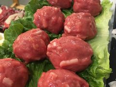 手锤牛筋丸（生）-三头牛·潮汕牛肉生蚝火锅 (夏湾店)