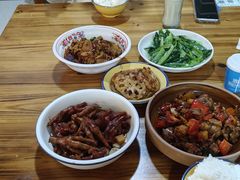 -老三样·美食研究中心(世贸路店)