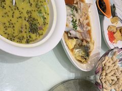 -沪华海鲜大酒楼(南汇店)