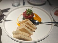 牛肉塔塔配牛油果黑橄榄酱-Solo(衡山路店)