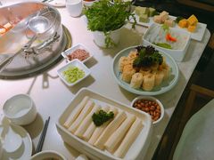 -左庭右院鲜牛肉火锅(浦江欢乐颂店)
