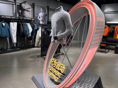 -迪桑特DESCENTE(青岛山东路万象城店)