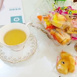 茶和零食-韩莱科技美肤连锁