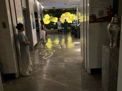 -新盈光·云会所(百丈东路店)