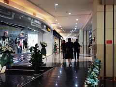 -鸿通城购物中心