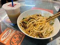 牛多多干拌米粉-袁妈红豆汤(重庆总店)