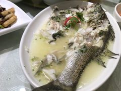 -侬佳蒸菜馆(听潮店)