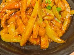 -六泰居·尔滨地标·东北菜(松北店)