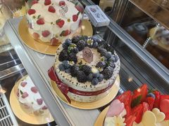 -花花卷卷·鲜食蛋糕(静安久光百货店)