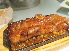铁板蜜汁叉烧皇-香港茶餐厅文化体验馆(茶山镇店)