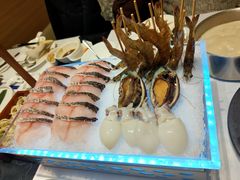 -红鼎豆捞·非遗鲍皇汤火锅(宝丰路店)