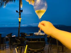 -Sunset Bar(丹绒亚路香格里拉店)
