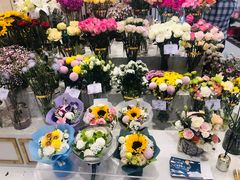 -花邻FloweringLife花艺气球派对(武康大楼店)