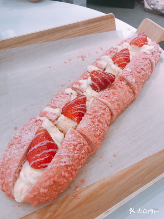 奈雪の茶(第一百货店)-草莓魔法棒图片-上海美食-大众点评网