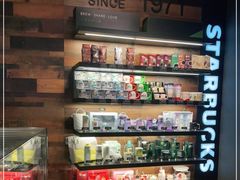 零售区-星巴克(南京大世界店)